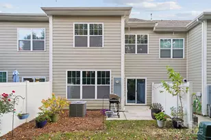 5020 Harris Woods Blvd, Charlotte, NC 28269 - Photo 25