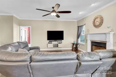 183 Water Ski Drive, Statesville, NC 28677 - Photo 9