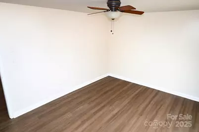 1300 Pondella Drive, Charlotte, NC 28213 - Photo 5