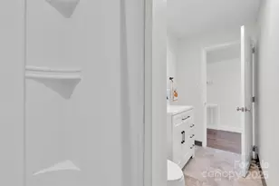 201 W McCubbins St, Salisbury, NC 28144 - Photo 11