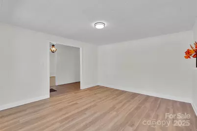 201 W McCubbins Street, Salisbury, NC 28144 - Photo 7