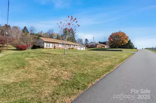 55 Cataberry Ln, Burnsville, NC 28714 - Photo 33