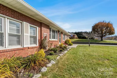 55 Cataberry Lane, Burnsville, NC 28714 - Photo 5