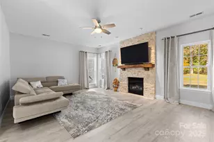 7424 Sugar Maple Ln, Charlotte, NC 28215 - Photo 11