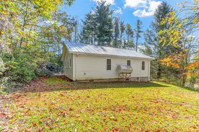 96 Thompson Road, Spruce Pine, NC 28777 - Photo 5