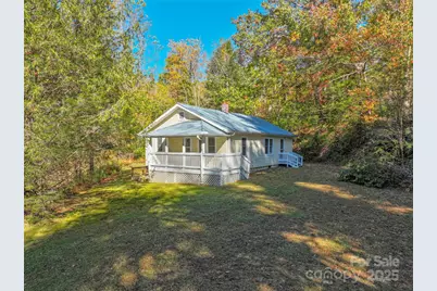 96 Thompson Road, Spruce Pine, NC 28777 - Photo 1