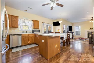 4149 Autumn Cove Dr, Lake Wylie, SC 29710 - Photo 3