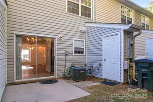 12318 Hennigan Pl Ln, Charlotte, NC 28214 - Photo 31