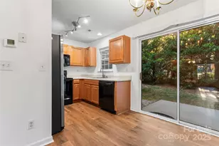 12318 Hennigan Pl Ln, Charlotte, NC 28214 - Photo 13