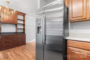 12318 Hennigan Pl Ln, Charlotte, NC 28214 - Photo 11