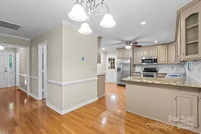 1061 Fairway Drive, Kannapolis, NC 28081 - Photo 9