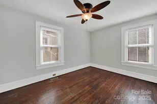 1528 S Rensselaer Pl, Charlotte, NC 28203 - Photo 25