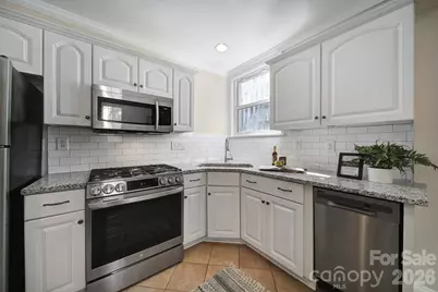 1528 S Rensselaer Place #A, Charlotte, NC 28203 - Photo 17