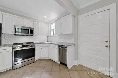 1528 S Rensselaer Place #A, Charlotte, NC 28203 - Photo 17