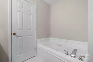 815 Catawba Valley Blvd SE, Hickory, NC 28602 - Photo 13