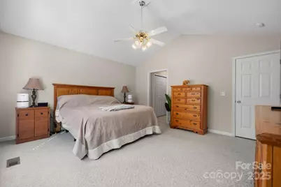 815 Catawba Valley Boulevard SE, Hickory, NC 28602 - Photo 9