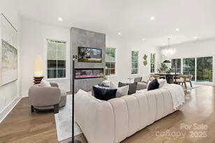 2414 E 7th St, Charlotte, NC 28204 - Photo 9