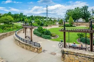 2414 E 7th St, Charlotte, NC 28204 - Photo 15