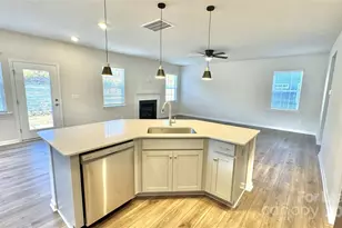 1612 Swallow Tail Dr, Belmont, NC 28012 - Photo 3