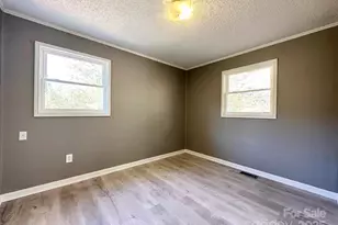 2238 Flatwood Rd, Lenoir, NC 28645 - Photo 11