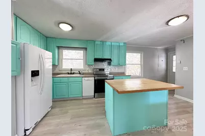 2238 Flatwood Road, Lenoir, NC 28645 - Photo 5