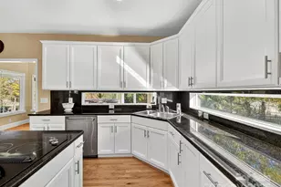 21300 Carina Ln, Cornelius, NC 28031 - Photo 15