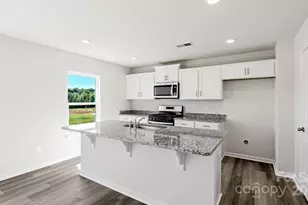 155 Creekwalk Ln, Waynesville, NC 28785 - Photo 5