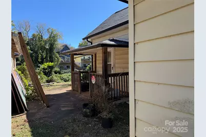 34 Bradley Street, Asheville, NC 28806 - Photo 15