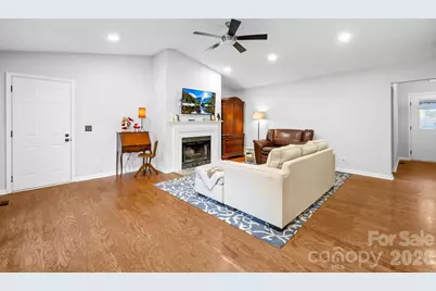 129 Mills Valley Drive, Mooresville, NC 28117 - Photo 5