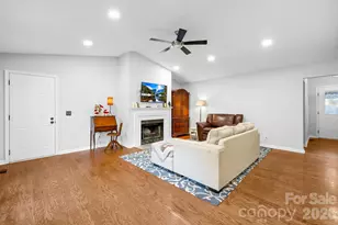 129 Mills Valley Dr, Mooresville, NC 28117 - Photo 5