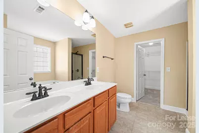 6223 Woodland Commons Drive, Charlotte, NC 28269 - Photo 21