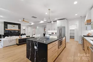 4658 Murrayhill Rd, Charlotte, NC 28209 - Photo 13