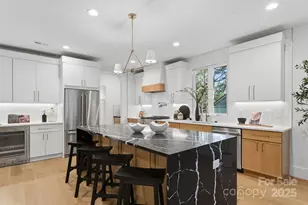 4658 Murrayhill Rd, Charlotte, NC 28209 - Photo 15