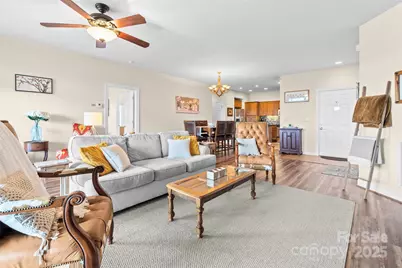 375 Pleasant View None #2D, Sugar Mountain, NC 28604 - Photo 7