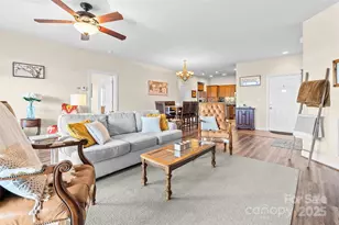 375 Pleasant View None, Sugar Mountain, NC 28604 - Photo 7