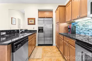 375 Pleasant View None, Sugar Mountain, NC 28604 - Photo 13