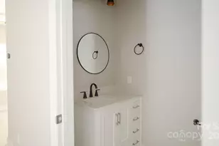 501 Granby Cir, Charlotte, NC 28217 - Photo 19