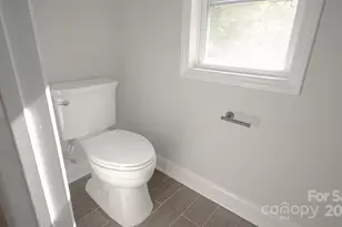 501 Granby Cir, Charlotte, NC 28217 - Photo 27