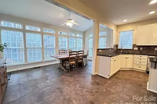 11416 Foggy Bank Ln, Charlotte, NC 28214 - Photo 15