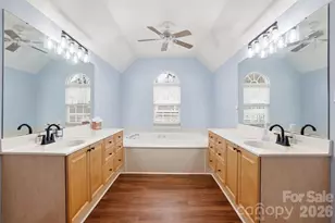 11416 Foggy Bank Ln, Charlotte, NC 28214 - Photo 21