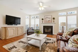 11416 Foggy Bank Ln, Charlotte, NC 28214 - Photo 7