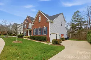 11416 Foggy Bank Ln, Charlotte, NC 28214 - Photo 5