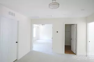 503 Granby Cir, Charlotte, NC 28217 - Photo 17