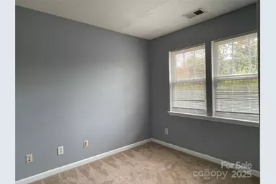 4012 Brandie Glen Road, Charlotte, NC 28269 - Photo 9