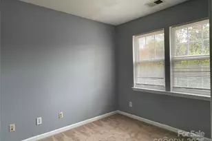 4012 Brandie Glen Rd, Charlotte, NC 28269 - Photo 9