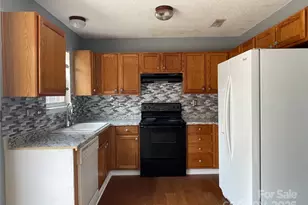 4012 Brandie Glen Rd, Charlotte, NC 28269 - Photo 5