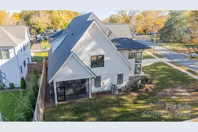 953 Poindexter Drive, Charlotte, NC 28209 - Photo 29