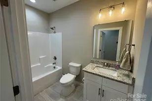 2822 15th Ave Pl SE, Hickory, NC 28602 - Photo 17