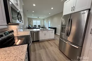 2822 15th Ave Pl SE, Hickory, NC 28602 - Photo 9