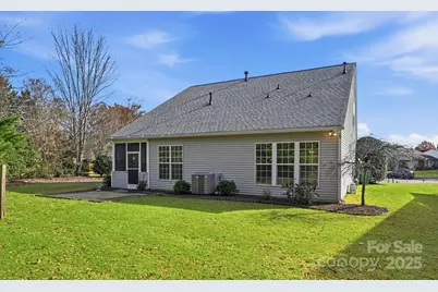 13809 Falconcrest Drive, Charlotte, NC 28269 - Photo 29